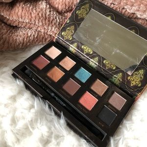 Anastasia Beverly Hills Tamanna Eyeshadow Palette